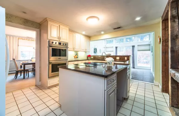 39 Lorelei Circle, Middletown, CT 06457