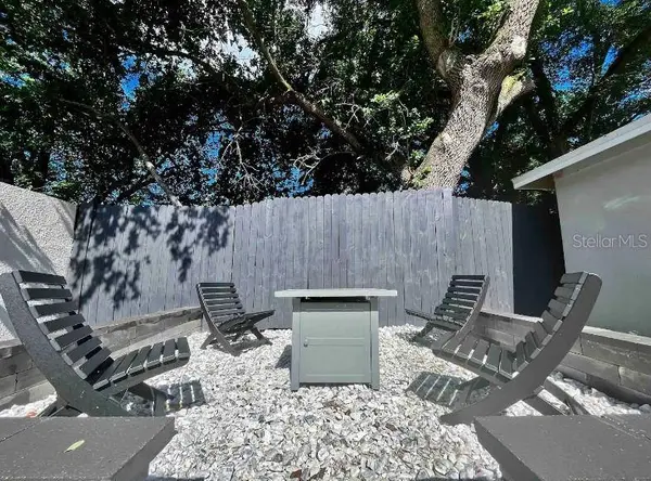 1504 E MCBERRY ST, Tampa, FL 33610