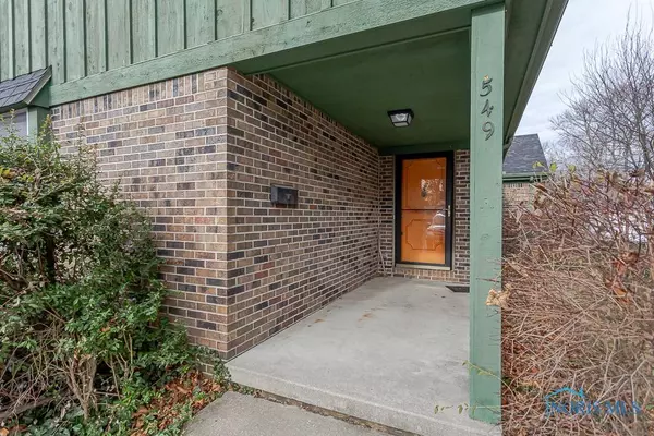 549 E 5th ST, Perrysburg, OH 43551