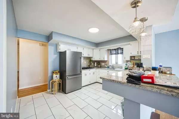 7820 FRONTENAC ST, Philadelphia, PA 19111