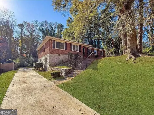 591 Lynn CIR SW, Atlanta, GA 30311