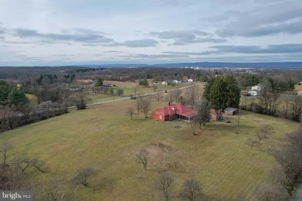 1925 PAYNES FORD RD, Martinsburg, WV 25405