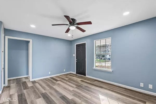 2742 Lakehurst Avenue, Shreveport, LA 71108