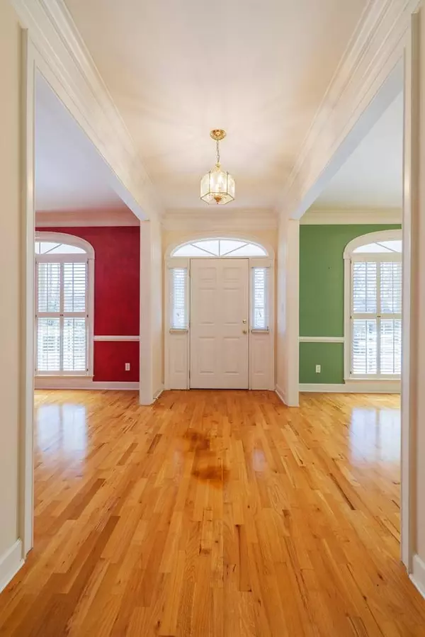 1006 Cherry Creek Drive, Valdosta, GA 31605