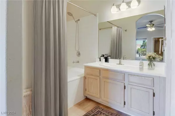 5525 W Flamingo Road #2006, Las Vegas, NV 89103