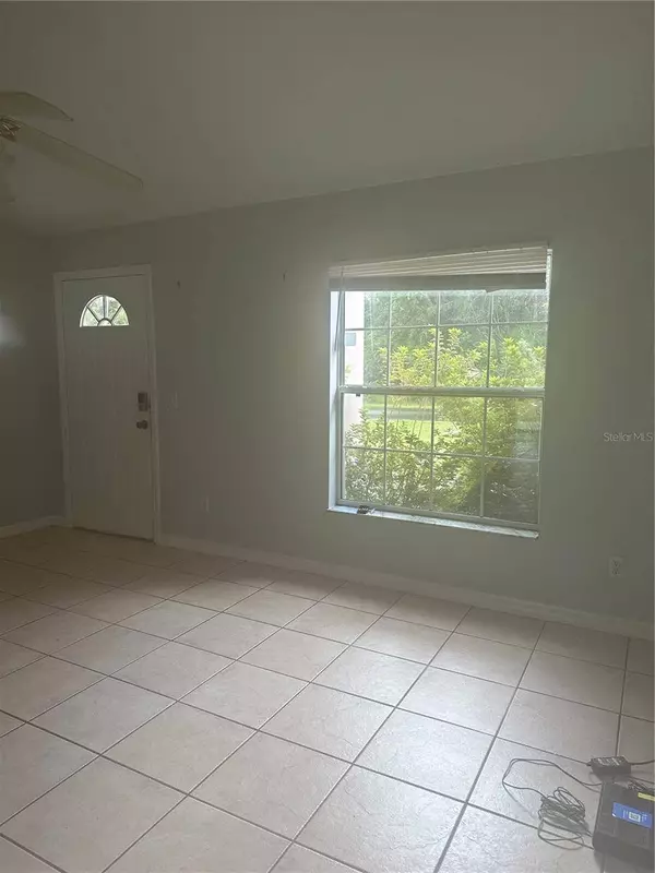 2 RANWOOD LN, Palm Coast, FL 32164