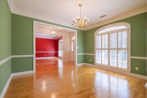 1006 Cherry Creek Drive, Valdosta, GA 31605