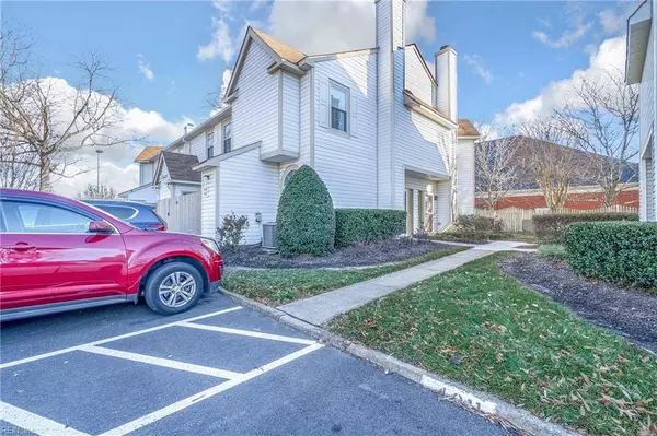 4605 Georgetown PL, Virginia Beach, VA 23455