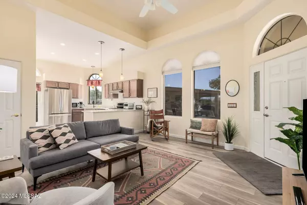 2400 W Via Di Silvio, Tucson, AZ 85741