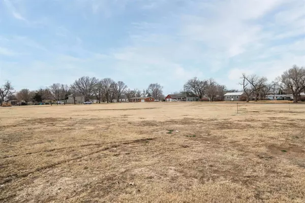 202 E 2nd St, Kanopolis, KS 67454