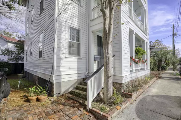56 Gibbes St #A, Charleston, SC 29401