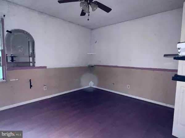 2036 YEW, Saint Leonard, MD 20685