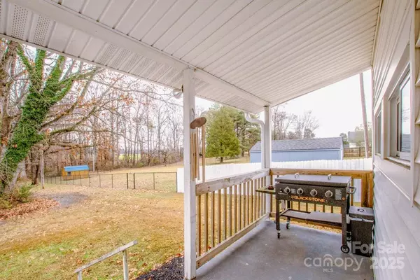 364 Scotts Creek RD, Statesville, NC 28625