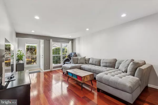 403 SANTA ANITA DR, North Wales, PA 19454