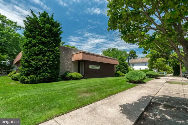 202 N 8TH ST, Vineland, NJ 08360