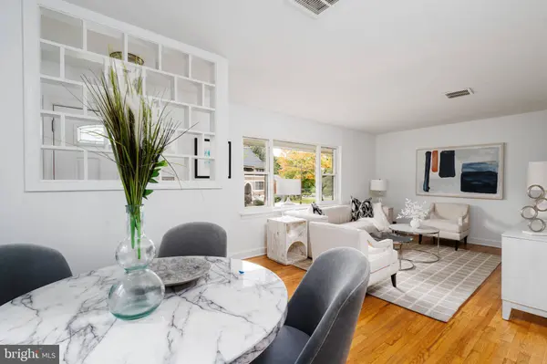 1317 FERNWAY RD NW, Washington, DC 20012