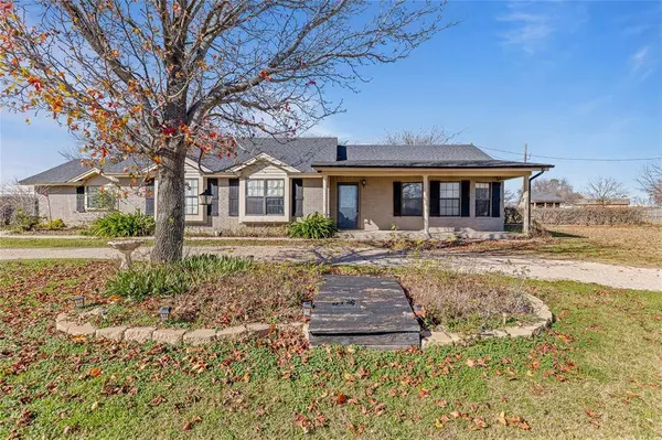 109 Bluebonnet Drive, Decatur, TX 76234