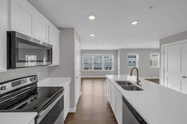 210 NE 22nd Lane, Ankeny, IA 50021