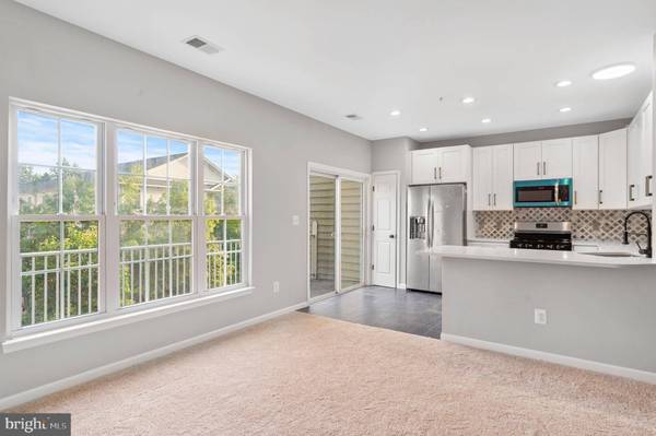 12440-B LIBERTY BRIDGE RD #303B, Fairfax, VA 22033