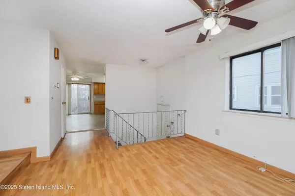 53 Evans ST, Staten Island, NY 10314