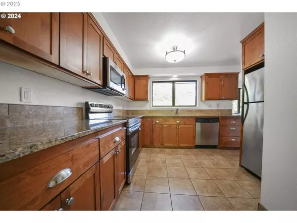 4316 BOTTICELLI ST, Lake Oswego, OR 97035