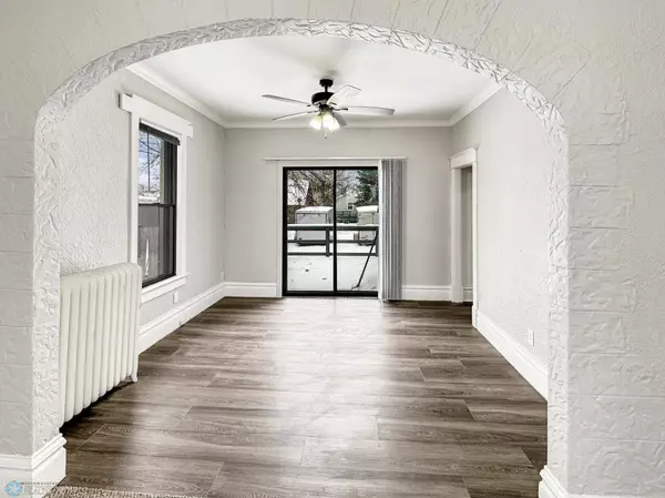 904 12th ST N, Fargo, ND 58102