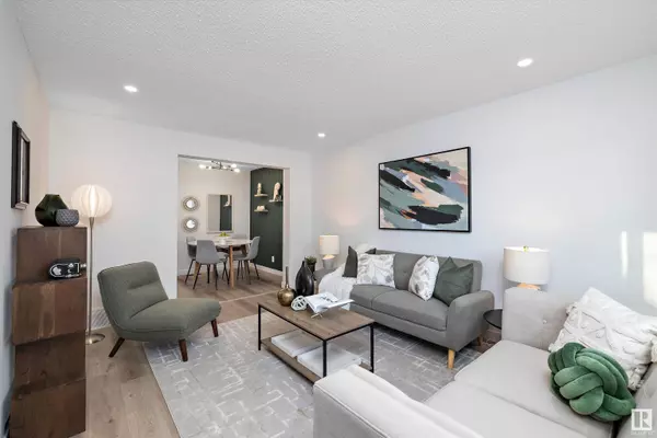 9C Twin TC NW, Edmonton, AB T6K 1V4