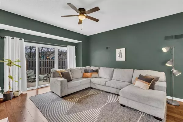 9307 W 119th TER, Overland Park, KS 66213