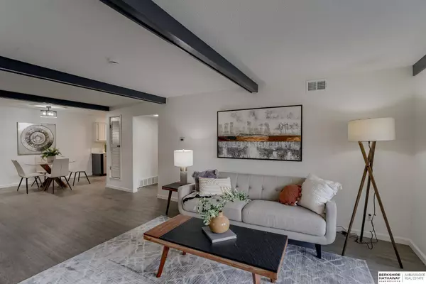 12727 West Dodge Road  #254C, Omaha, NE 68154