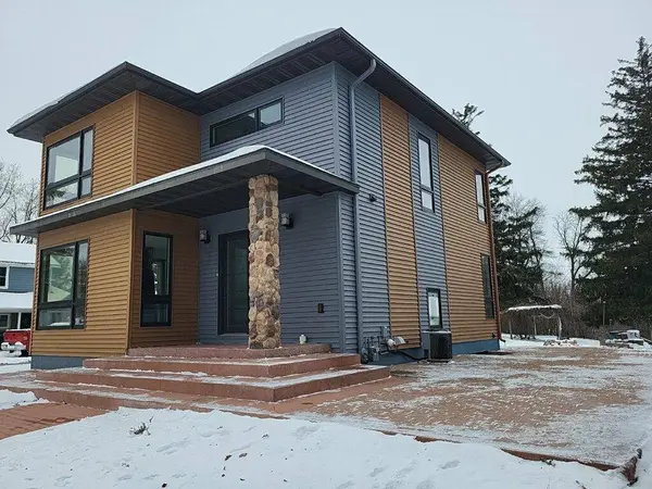 224 3rd ST NW, Pelican Rapids, MN 56572