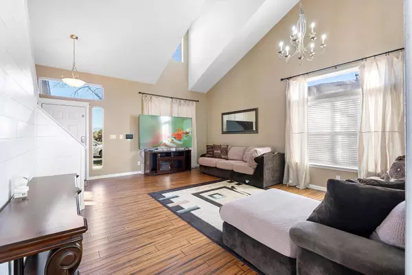 10205 VENTANA OESTE DR NW, Albuquerque, NM 87114