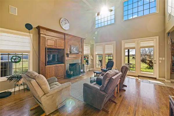 7373 Michael Road, Sanger, TX 76266