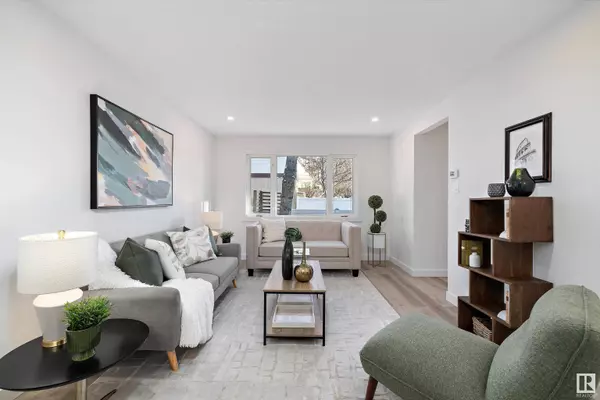 9C Twin TC NW, Edmonton, AB T6K 1V4