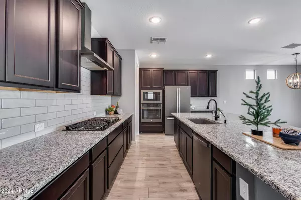 15085 W GARFIELD Street, Goodyear, AZ 85338