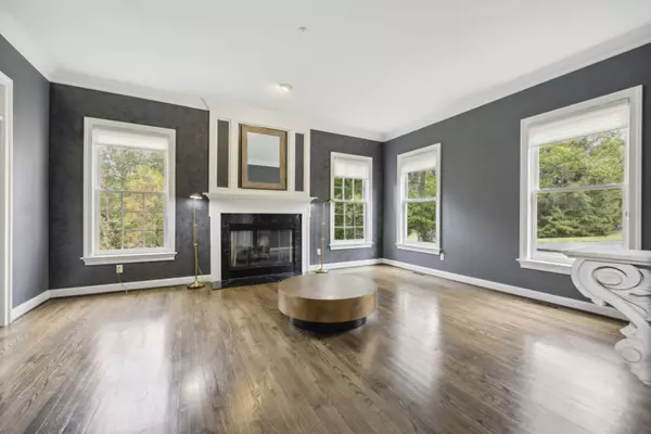 185 W Matsonford Rd, Wayne, PA 19087