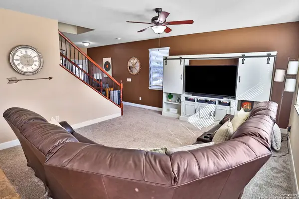 7930 Coolspring Dr, San Antonio, TX 78254-6248