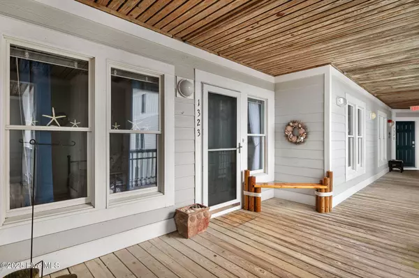 1323 Ballast Point PT #1323, Manteo, NC 27954