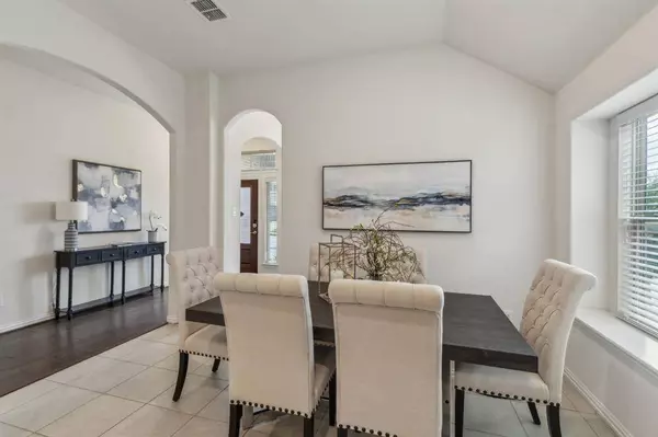 1317 Prairie Lake Court, Lewisville, TX 75010