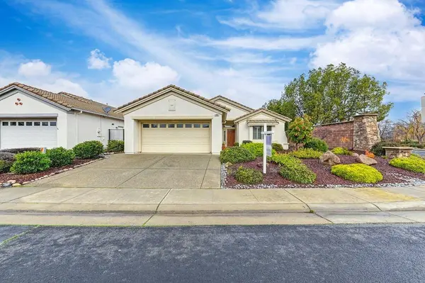 380 Lilypond LN, Lincoln, CA 95648