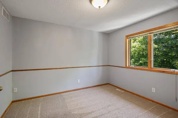 19472 Vernon ST NW, Elk River, MN 55330