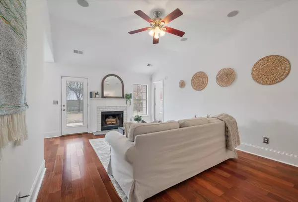 116 Hearthstone Cir, Goose Creek, SC 29445