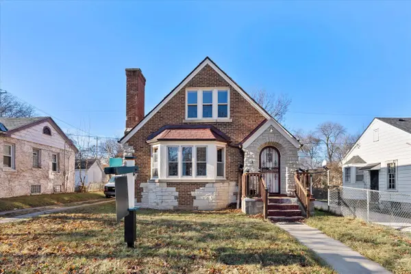 3711 N 48th, Milwaukee, WI 53216