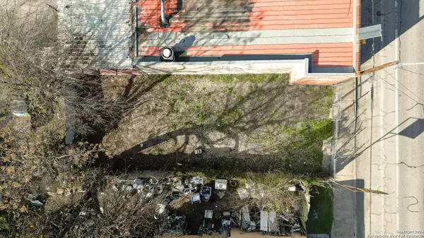 2112 GUADALUPE ST, San Antonio, TX 78207-5312