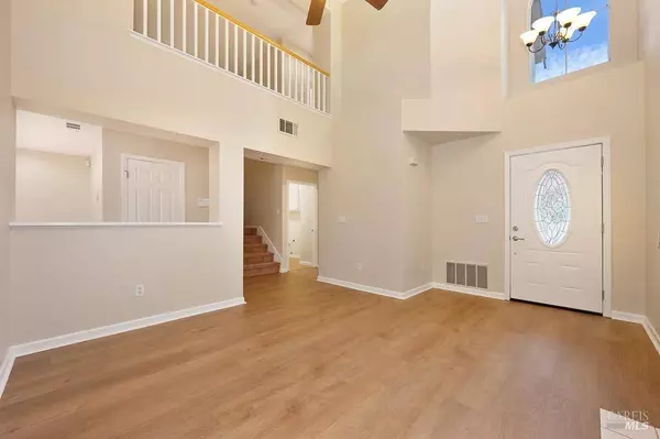 816 Syracuse DR, Vacaville, CA 95687