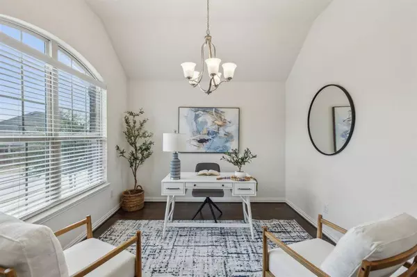 1317 Prairie Lake Court, Lewisville, TX 75010