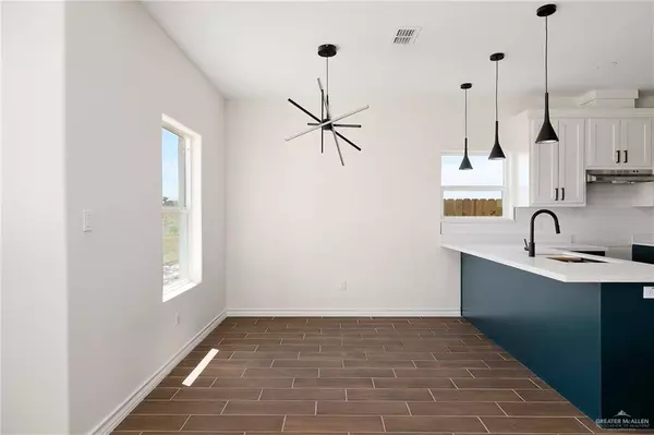 2131 Trinity ST, Donna, TX 78537