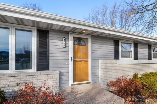 2711 E Milwaukee Street, Janesville, WI 53545