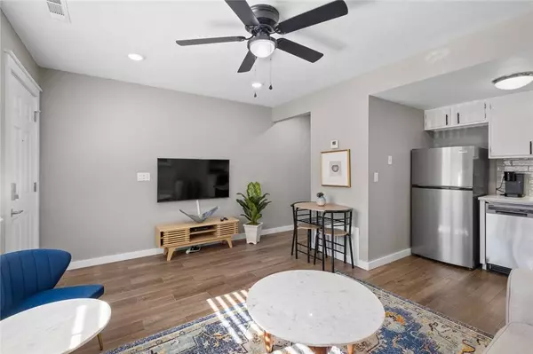 2130 Garland Ave, Fayetteville, AR 72704