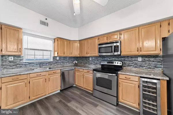 6251 MAIN ST, Voorhees, NJ 08043