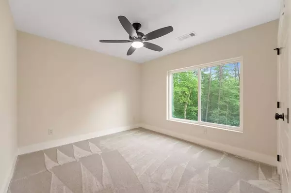 939 Sunset Road, Epworth, GA 30541